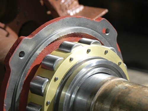 進口軸承被侵蝕對壽命影響幾種表現(xiàn)